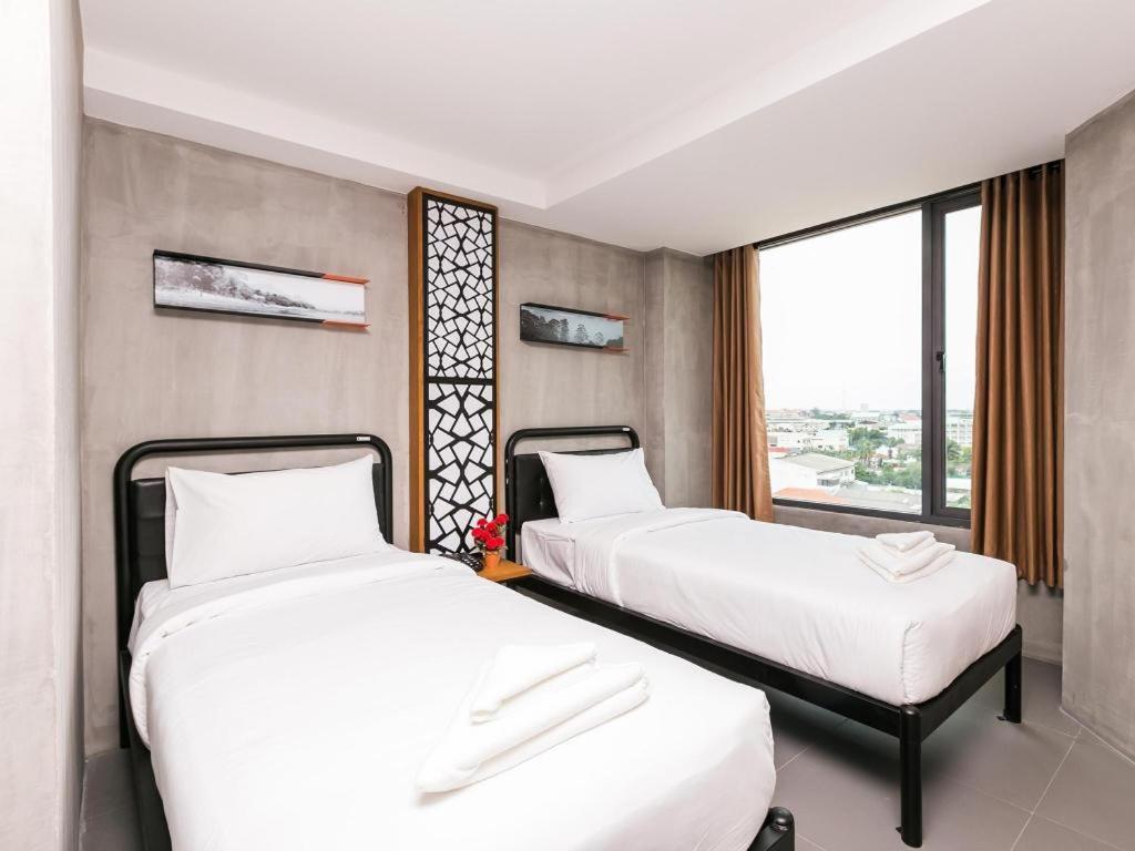 B2 Khon Kaen Boutique & Budget Hotel Exteriör bild